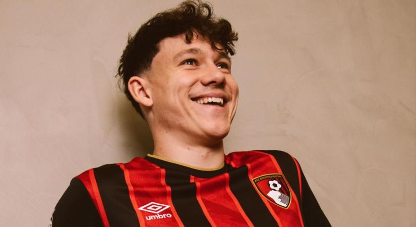 Tóth Alex Magyarország egyik legismertebb boltjában járt - fotó