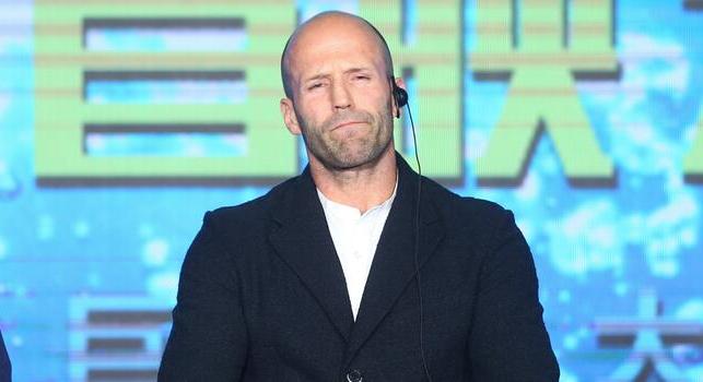 Jason Statham saját magát játssza a Deadpool 2 rendezőjének új akciófilmjében