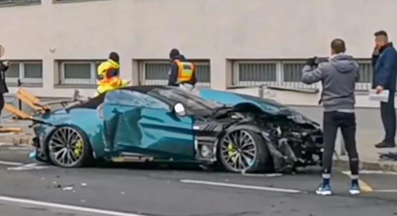 Dühöng az ország: megölte a nénit az Aston Martin sofőrje, mégis hazaengedte az ügyész