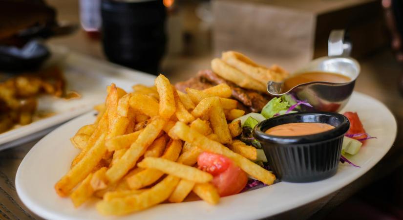 Ez történik a szervezetedben ha 12:00 ebédelsz, és ez az első étkezésed a nap folyamán