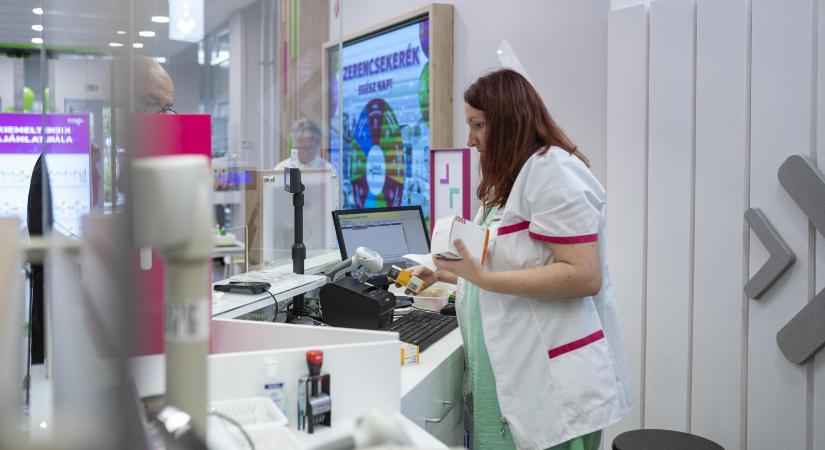 Feldühítette a gyógyszerészeket a Magyar Orvosi Kamara