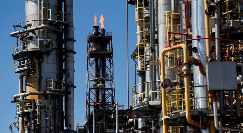 A geopolitika beszivárgott a Barátság csöveibe: erős a nyomásgyakorlás gyanúja – ez bizony a kőolajárakra is kihat