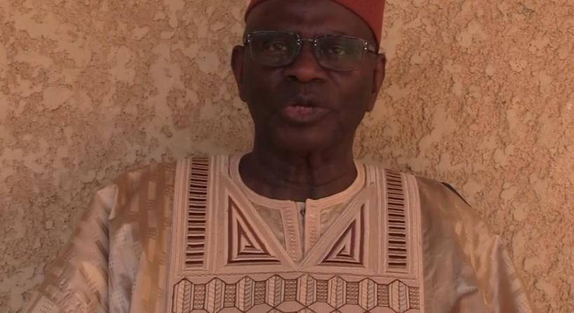 Királlyá választották a német főorvost Nigerben