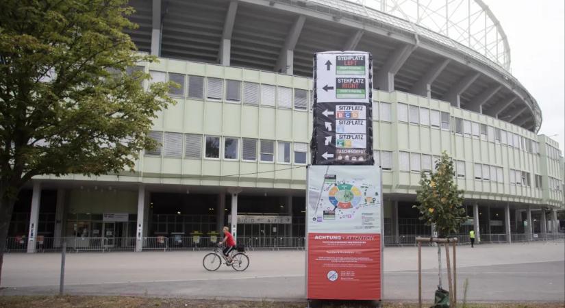 Bombaszerelési utasításokat kapott online a férfi, aki Taylor Swift 2024-es bécsi koncertjén akart támadni