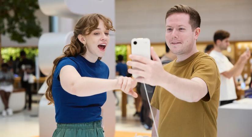 Nagyon kiszúrhat az iPhone vevőivel az Apple