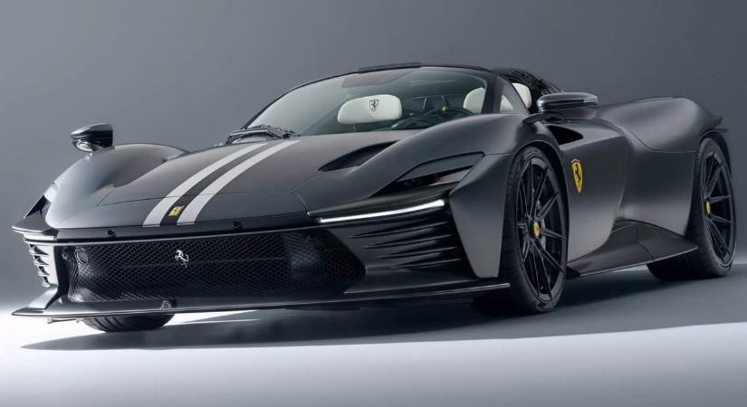 40 lóerő még hiányzott a szuperritka V12-es Ferrariból