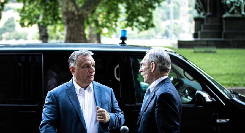 Orbán Viktor Korda Györggyel és Pintér Sándorral ultizott egy budai étteremben