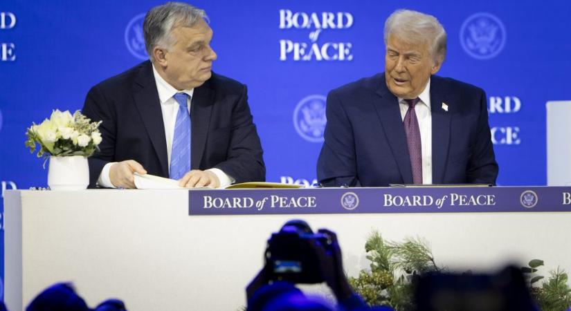 Hadházy Ákos megkérdezte, mennyibe került, hogy Orbán Svájc egyik legdrágább szállodájában szállt meg