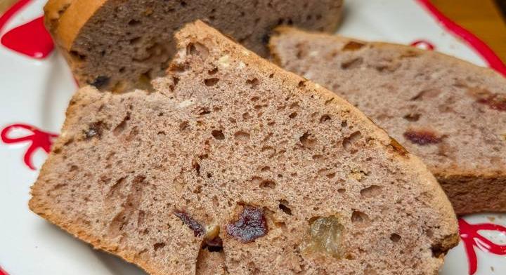 Kakaós, aszalt gyümölcsös kenyér: puha, édes és ellenállhatatlan