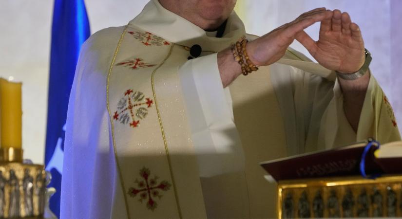 „Csak bélyeget gyűjtöttem” – gyermekpornó-ügyben áll bíróság előtt egy dán lelkész