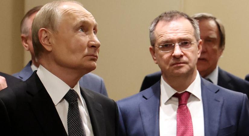 Putyin tanácsadója: Készek vagyunk akár több millió embert is elveszíteni