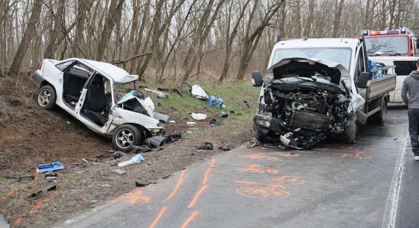 Ilyet a harcedzett helyszínelők sem tapasztaltak - eddig még nem látott fotók a hétfői halálos balesetről