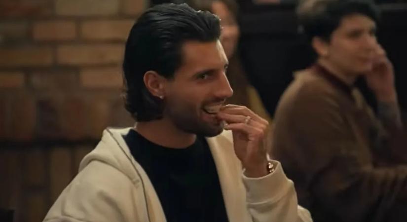 Döbbenet: budapesti kocsmában okozott nagy felfordulást Szoboszlai Dominik – videó