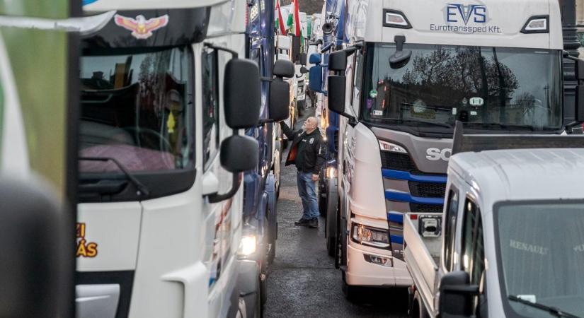 Megkongatták a vészharangot a magyar fuvarozók: nincs profit, fogynak a fuvarozócégek