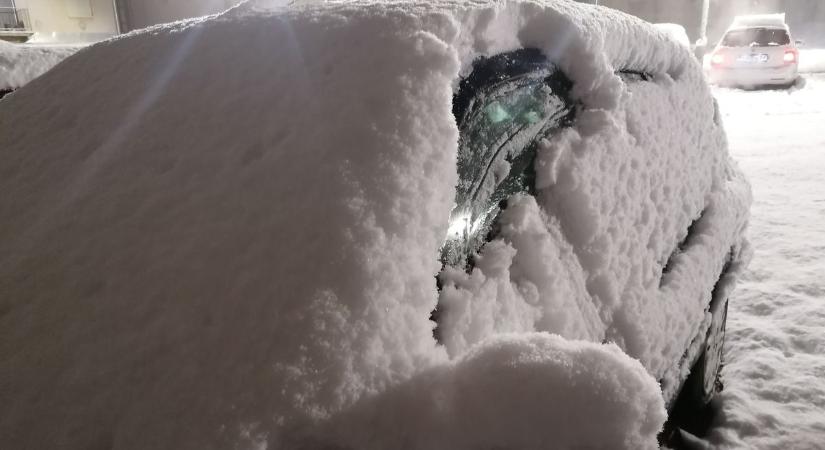 Brutális szél és újabb ciklon közeleg – Tényleg visszatér a 2013-as hóhelyzet?