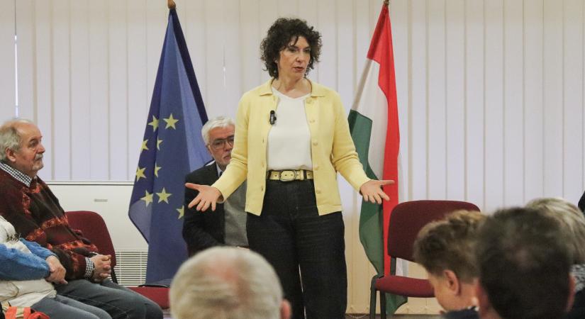 Dobrev Klára Nagyatádon: Adómentes minimálbért és infrastrukturális áttörést sürget a DK