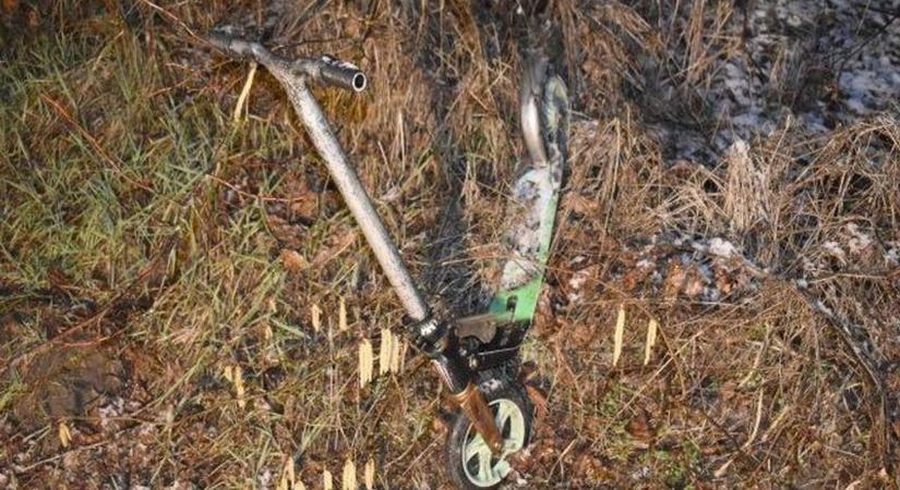 Aggasztó eltűnés: rollerrel indult el, azóta köddé vált a 30 éves nő