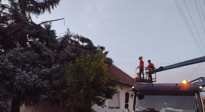 Hajszálon múlt a tragédia több településen!