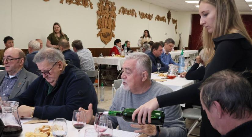 Ilyen lett a 2025-ös évjárat – értékeltek a borbírák (fotók)