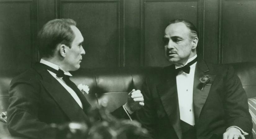 Hollywoodi átverés: Robert Duvall orbitális kamuval került be A Keresztapába