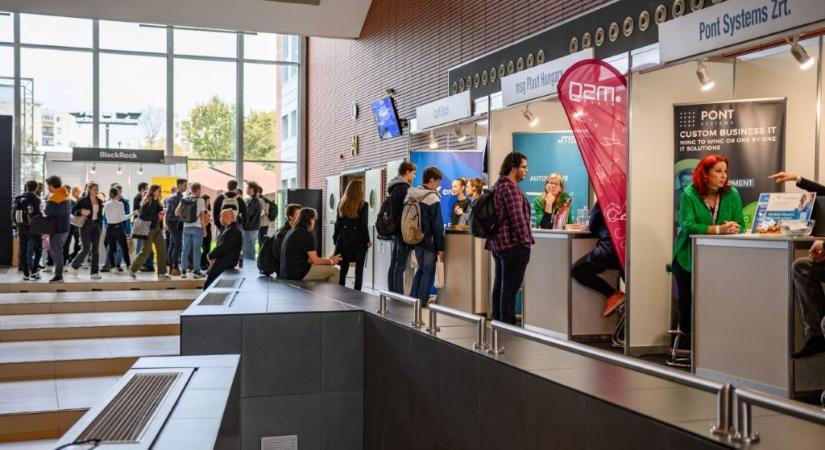 Bruttó 600 ezertől 1,5 millióig: a számok is csökkentik a pályakezdők szorongását