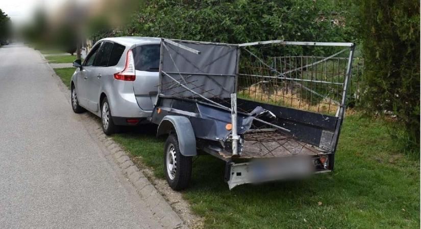 A vasúti sínekre hajtott Kapuváron - Elütötte a vonat, vádat emeltek a sofőr ellen