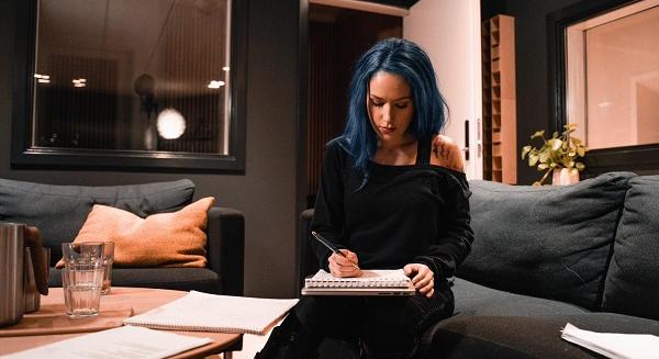 Alissa White-Gluz: "a változás mindig a félelem és az izgalom furcsa keveréke"