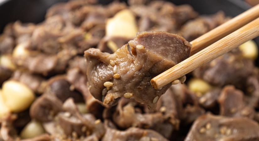 Ázsiai zöldséges zúzaragu