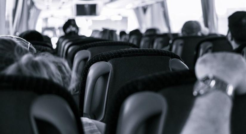 Kigyulladt egy busz Szlovákiában - A sofőr bennégett, többen megsérültek