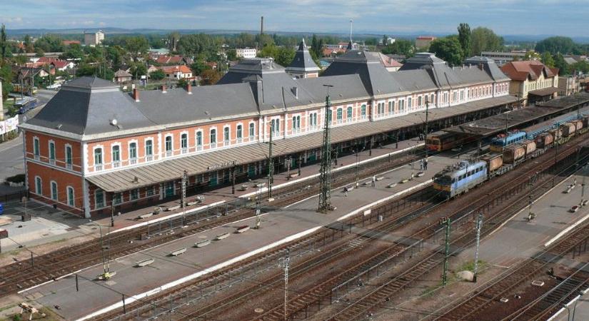 Vasútőrre támadt Miskolcon – fegyházba zárják
