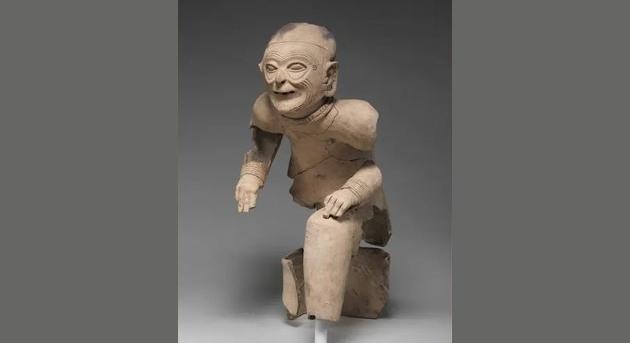 Félelem és tisztelet övezte a 2000 éves ráncos sámánt