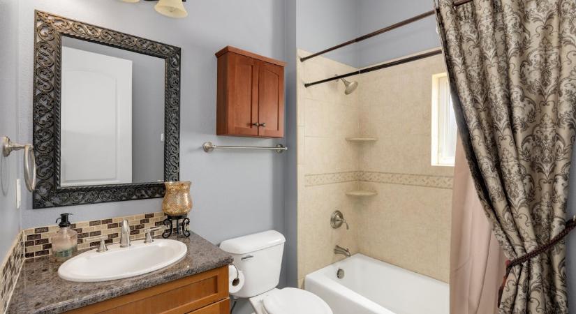 Ha ezek tönkremennek a fürdőszobában, a javítás egy pillanatig sem várhat