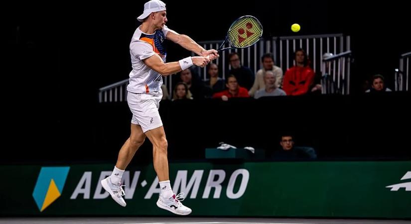 Dohai tenisztorna: Fucsovics sima győzelemmel nyolcaddöntős