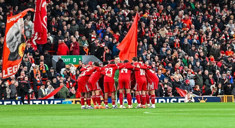 Szenzációs klubváltás jöhet: a Liverpool klasszisát hívja a Manchester United