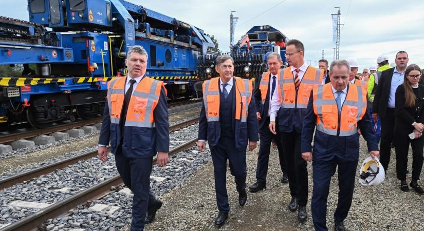 „Háborús áremelkedésre” hivatkozva fizetett ki haveri cégeknek 40 milliárd forintot a kormány