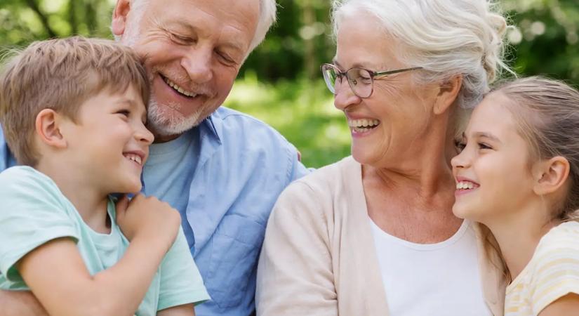 A pszichológia szerint az unokák legkedveltebb nagyszülei nyolc jellemző tulajdonsággal rendelkeznek