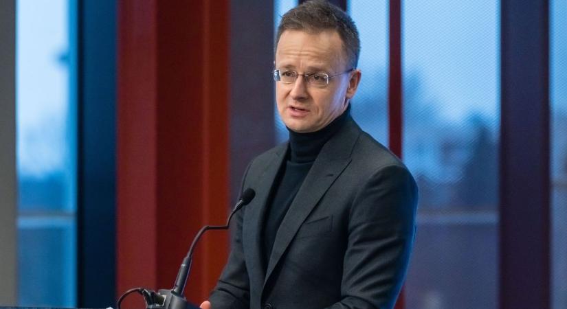 Mol: Keményen válaszolt a horvátoknak Szijjártó Péter – „nem szívességet kérünk”