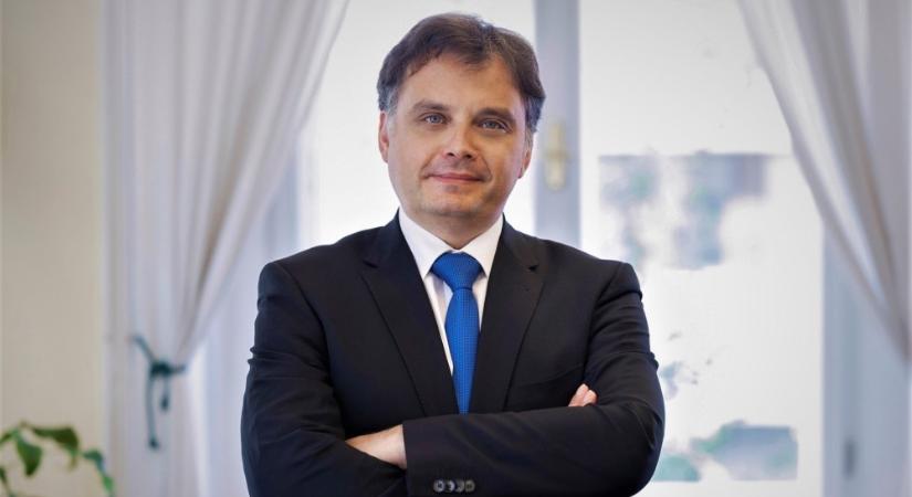 Latorcai Csaba: Ha most nem állunk ki az egyházi intézményekért, később már nem lesz rá lehetőségünk