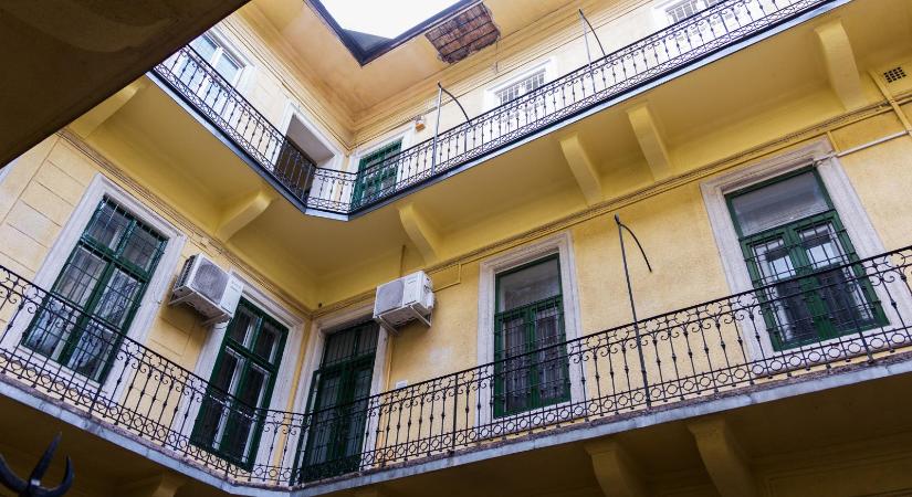 A szexvideó nem jött be, szóval a Radnai Márk nevét viselő portál most már arra célozgat, hogy Magyar Péter drogot fogyasztott