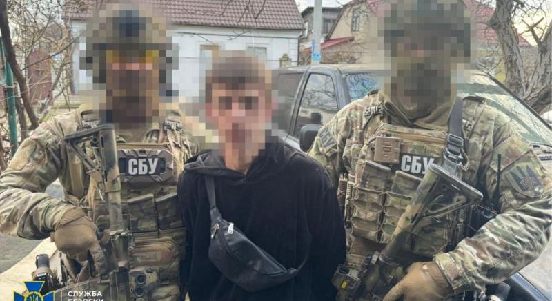 A SZBU őrizetbe vette az oroszok ügynökét, aki tegnap felrobbantott egy katonai járművet Odesszában