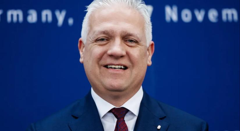 Két éve pont az Erste Banktól igazolt államtitkárt Nagy Márton minisztériuma