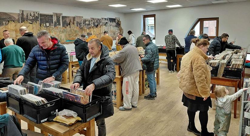 Zalaegerszeg most már a bakelit városa is