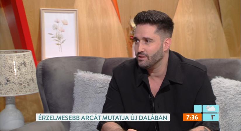 Testvérétől kapott CD-k inspirálták – így tanult meg énekelni Király Viktor