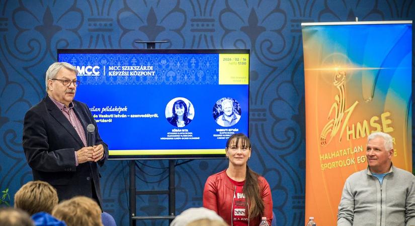 Halhatatlanoknak járt a taps Szekszárdon (galéria, videó)