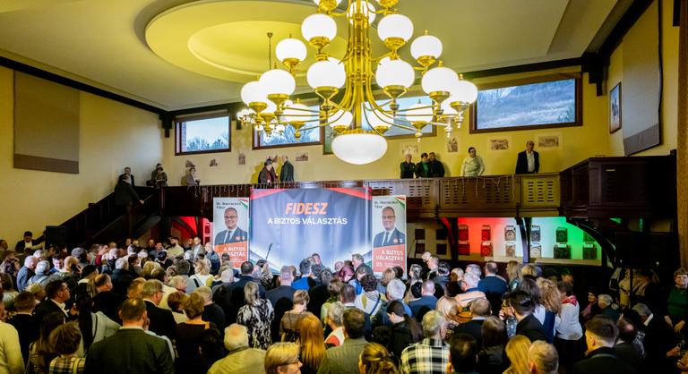 Orbán Viktor és Navracsics Tibor választási gyűlése