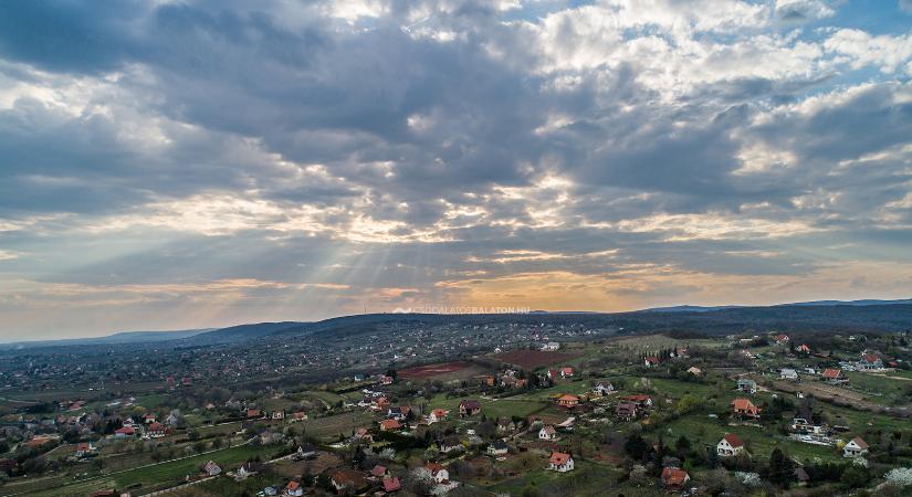 Október 23: ünnepi megemlékezés 2026 Alsóörs