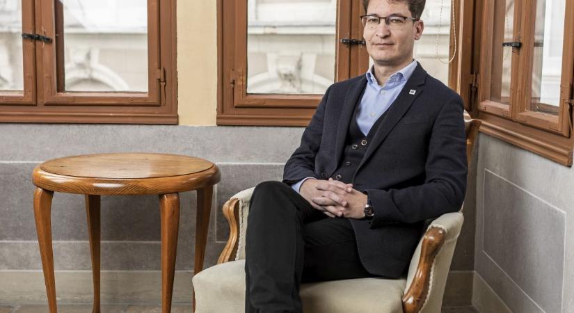 Cser-Palkovics András a tiszás jelölteket is meghívta beszélgetni