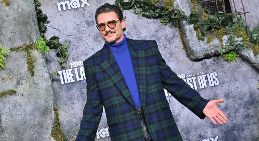 Meleg lehet a világsztár, lesifotók kapták le egy másik férfivel