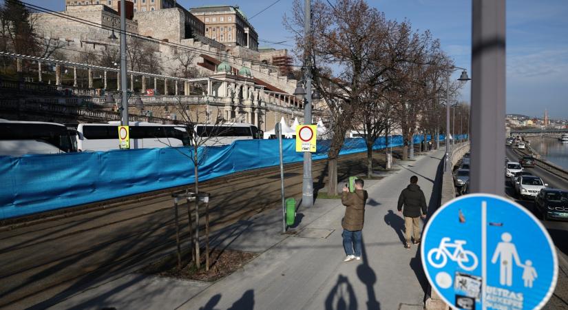 A fantázia messze szárnyal: mi jöhet még Orbán mesematinéja és a körúti kompromat után?