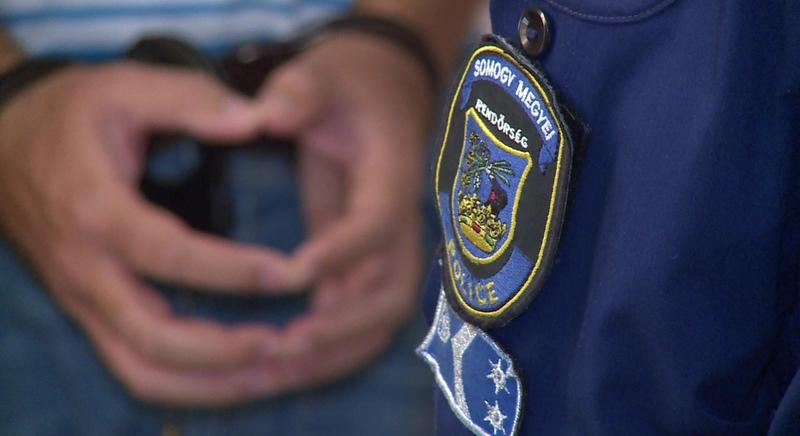 Halálra rugdosta élettársa apját a somogyi férfi